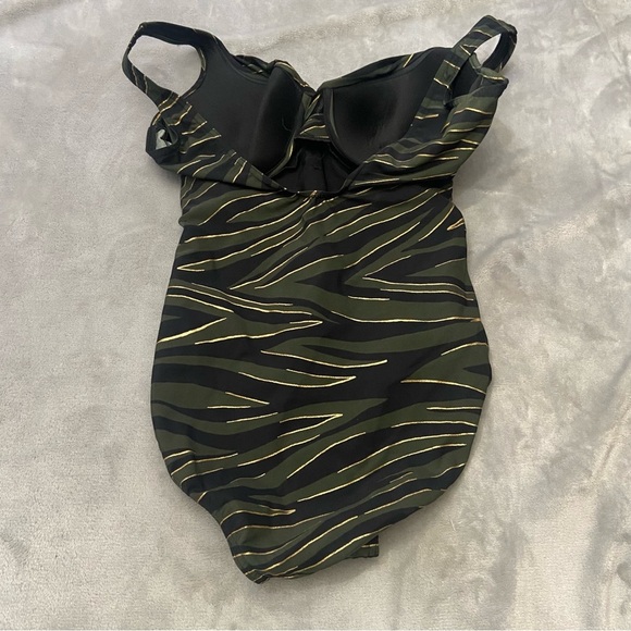 New! Miraclesuit Seabra Revele One Piece Swimsuit green 24089 - Picture 9 of 11